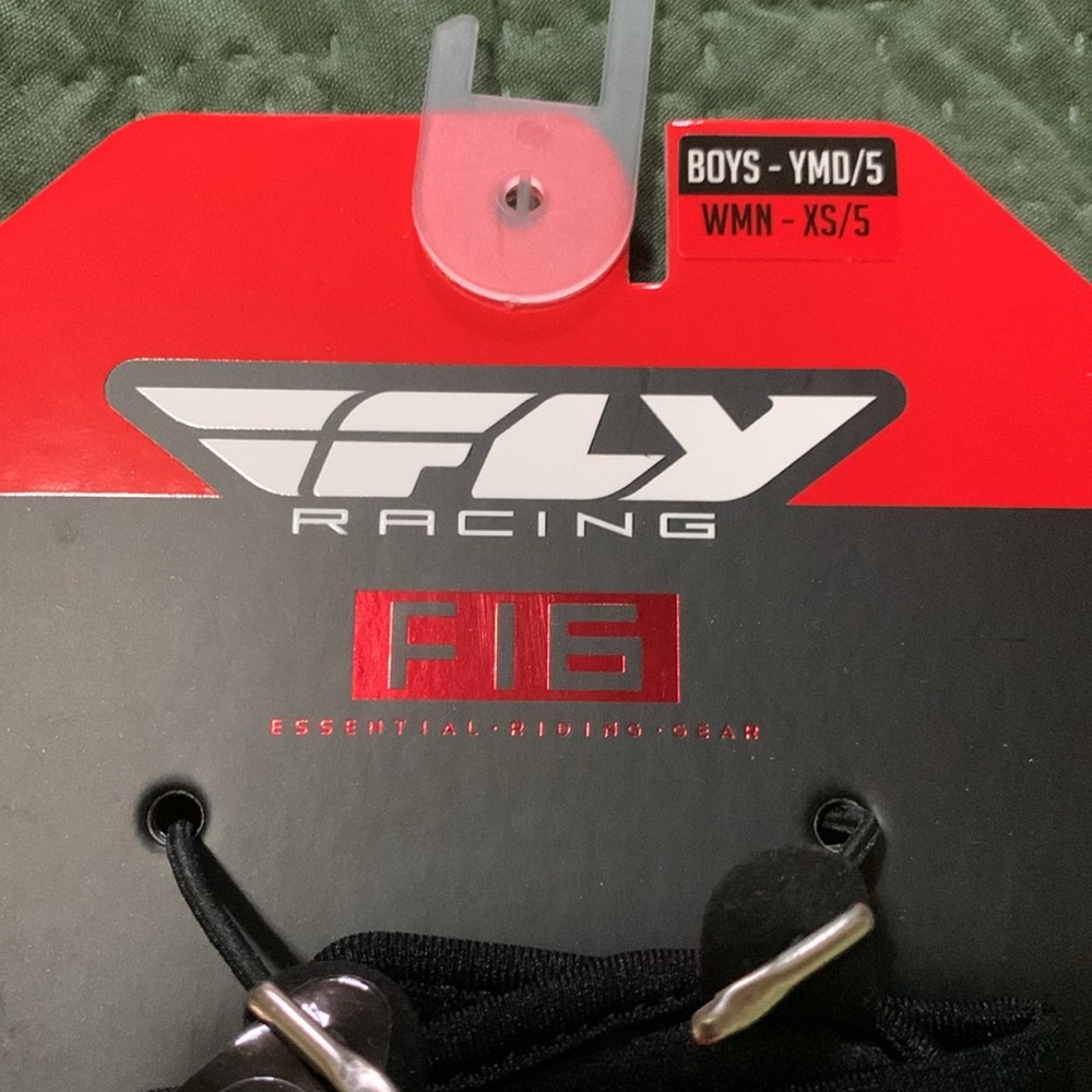 Brand new Fly racing brand gloves! - Picture 2 of 4